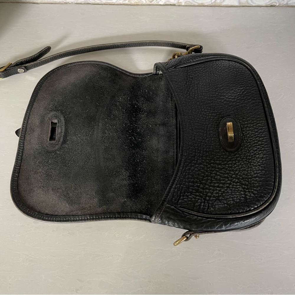 Dooney & Bourke- Vintage Black Leather Flap Crossbody Bag - Picture 5 of 11